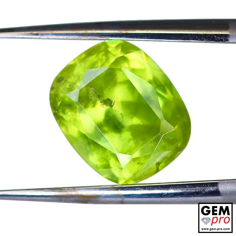 322 Ct Yellowish Green Sphene